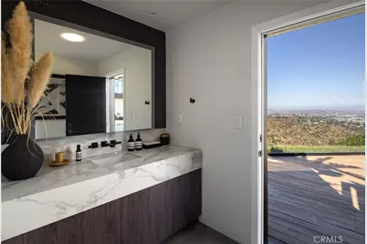 7107 Macapa Drive, Los Angeles, CA 90068 - Photo 53