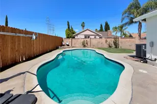 27727 Stardale, Saugus, CA 91350 - Photo 3
