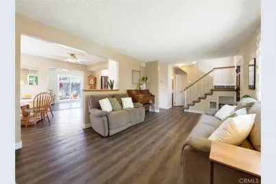 27727 Stardale, Saugus, CA 91350 - Photo 9