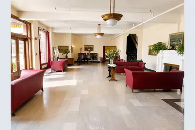 2121 James M Wood Boulevard #316, Los Angeles, CA 90006 - Photo 3