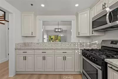 2905 Montrose Avenue #610, La Crescenta, CA 91214 - Photo 11