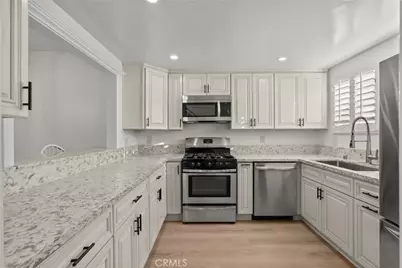 2905 Montrose Avenue #610, La Crescenta, CA 91214 - Photo 9