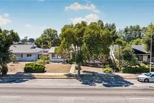 17050 Rinaldi St, Granada Hills, CA 91344 - Photo 23