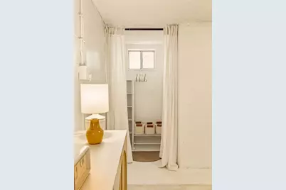 12452 Laurel Terrace Drive, Studio City, CA 91604 - Photo 33