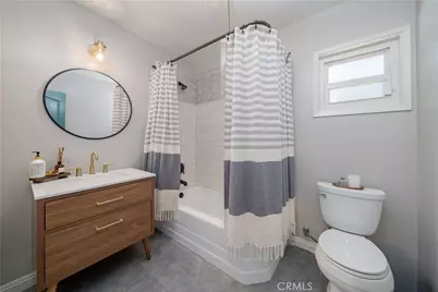 5748 Larryan Drive, Woodland Hills, CA 91367 - Photo 23