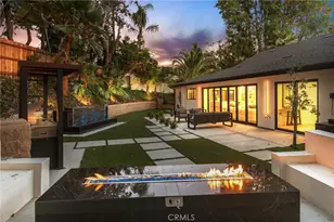 22850 Margarita Dr, Woodland Hills, CA 91364 - Photo 37