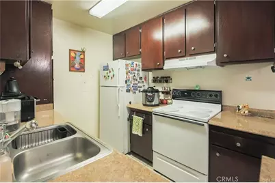 23515 Lyons Avenue #240, Valencia, CA 91355 - Photo 3