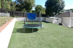 5322 Don Pio Dr, Woodland Hills, CA 91364 - Photo 19