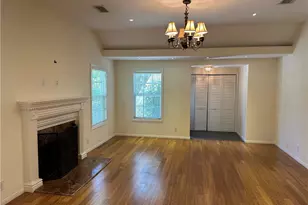5322 Don Pio Dr, Woodland Hills, CA 91364 - Photo 5