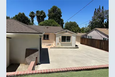 5322 Don Pio Drive, Woodland Hills, CA 91364 - Photo 31