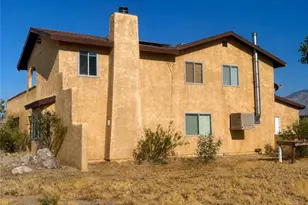 30881 Pawnee, Lucerne Valley, CA 92356 - Photo 9