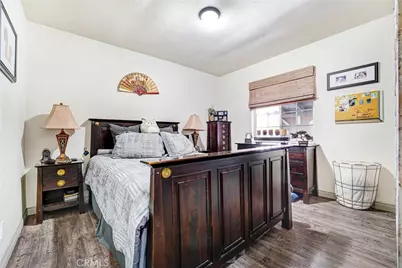 21006 Cohasset Street, Canoga Park, CA 91303 - Photo 9