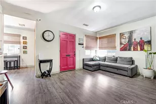 21006 Cohasset St, Canoga Park, CA 91303 - Photo 3
