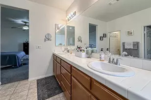 1302 Wellington Dr, Palmdale, CA 93551 - Photo 43