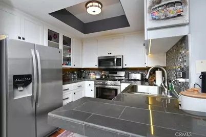 4455 Hazeltine #208, Sherman Oaks, CA 91423 - Photo 13