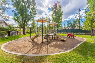 19823 Pandy Court, Canyon Country, CA 91351 - Photo 29