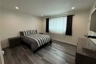 17111 Roscoe Blvd, Northridge, CA 91325 - Photo 7