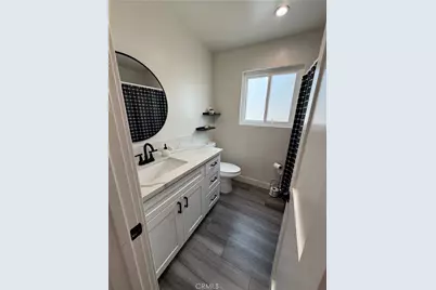 17111 Roscoe Boulevard #15, Northridge, CA 91325 - Photo 9
