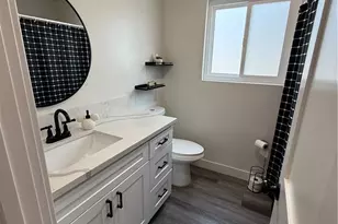 17111 Roscoe Blvd, Northridge, CA 91325 - Photo 9