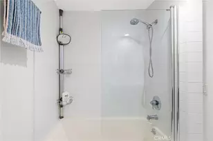 5016 Bakman, North Hollywood, CA 91601 - Photo 21