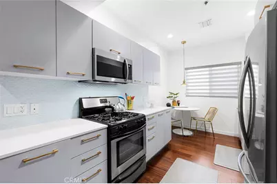 5016 Bakman #404, North Hollywood, CA 91601 - Photo 5