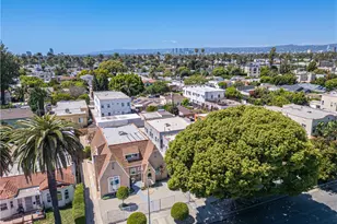 2839 Hillcrest Dr, Los Angeles, CA 90016 - Photo 17