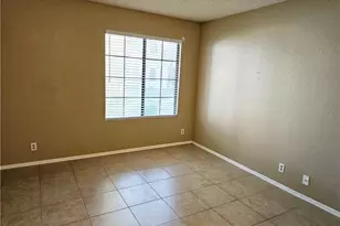 2554 Olive Dr, Palmdale, CA 93550 - Photo 19