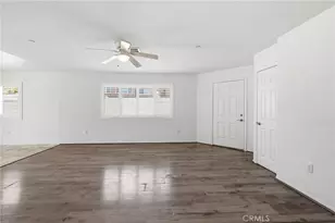 21716 Jack Pl, Saugus, CA 91350 - Photo 5