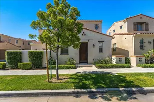 20276 Pienza, Porter Ranch, CA 91326 - Photo 29