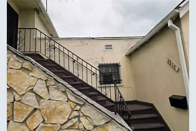 8216 S Van Ness Avenue, Los Angeles, CA 90047 - Photo 7