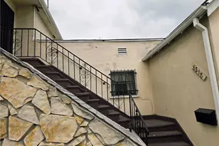 8216 S Van Ness Ave, Los Angeles, CA 90047 - Photo 7