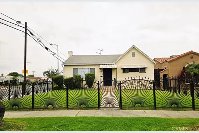8216 S Van Ness Avenue, Los Angeles, CA 90047 - Photo 37