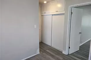 8216 S Van Ness Ave, Los Angeles, CA 90047 - Photo 35
