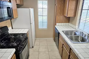 2554 Olive Dr, Palmdale, CA 93550 - Photo 7