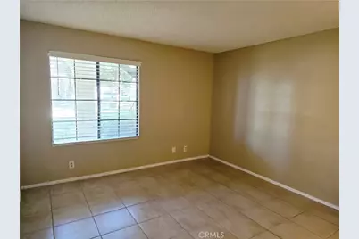 2554 Olive Drive #19, Palmdale, CA 93550 - Photo 13