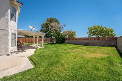 44510 Avenida Del Sol, Lancaster, CA 93535 - Photo 7