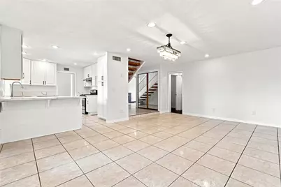 11423 Bartee Ave, Mission Hills (San Fernando), CA 91345 - Photo 23