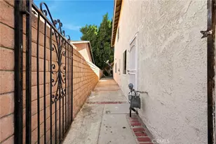 11423 Bartee Ave, Mission Hills (San Fernando), CA 91345 - Photo 51