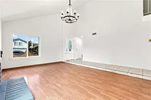 11423 Bartee Ave, Mission Hills (San Fernando), CA 91345 - Photo 9