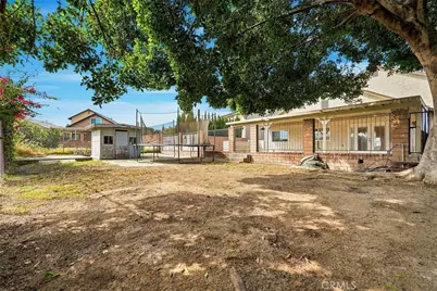 11423 Bartee Ave, Mission Hills (San Fernando), CA 91345 - Photo 49
