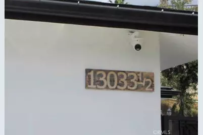 13033 Grade, Sylmar, CA 91342 - Photo 9