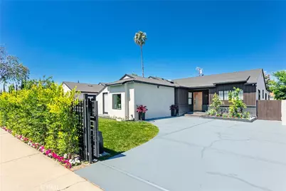 6853 Willis, Van Nuys, CA 91405 - Photo 1