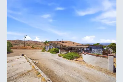 29935 Maypath Road, Juniper Hills, CA 93543 - Photo 15