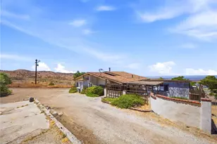 29935 Maypath Rd, Juniper Hills, CA 93543 - Photo 15