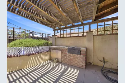 29935 Maypath Road, Juniper Hills, CA 93543 - Photo 31