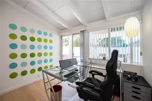 19800 Friar, Woodland Hills, CA 91367 - Photo 19
