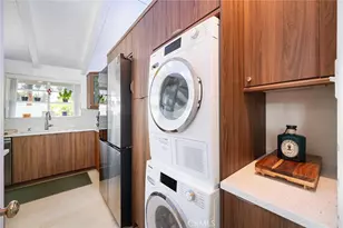 19800 Friar, Woodland Hills, CA 91367 - Photo 25