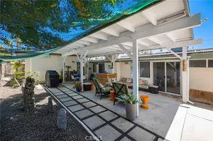 19800 Friar, Woodland Hills, CA 91367 - Photo 33