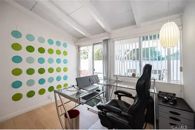 19800 Friar, Woodland Hills, CA 91367 - Photo 19