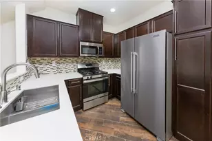 14705 Sherman Way, Van Nuys, CA 91405 - Photo 3
